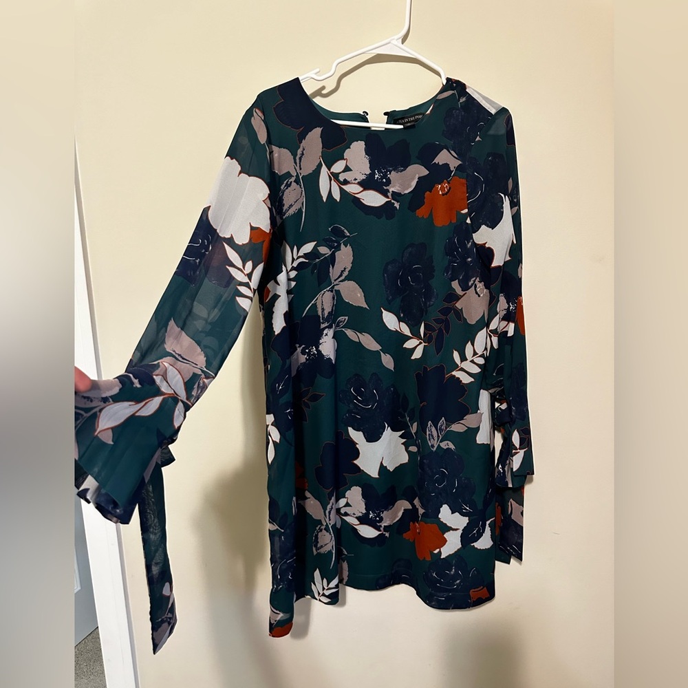A Pea in the Pod Floral Maternity Dress - Size L